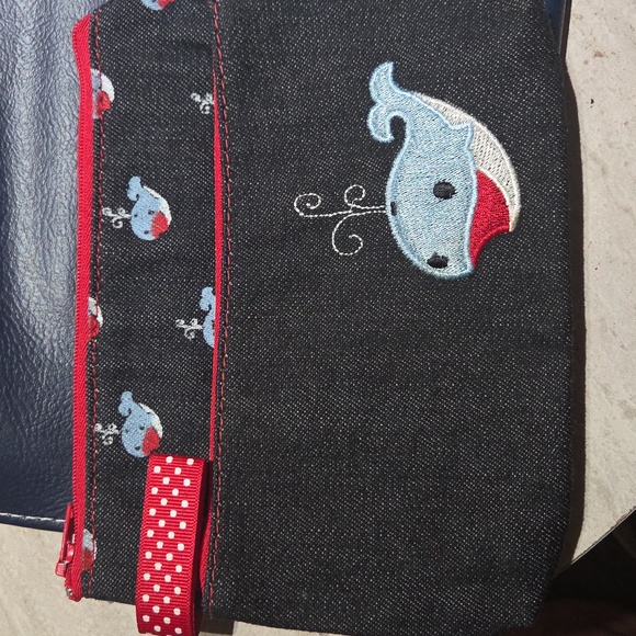 Paul Frank Navy Blue and Red Whale Tote Bag & Small Pouch - Picture 4 of 4
